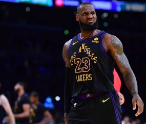 ayx体育app官方网址-转会期体能课后，洛杉矶湖人复出首秀备战NBA季后赛，震撼外界，更衣室氛围转暖的简单介绍